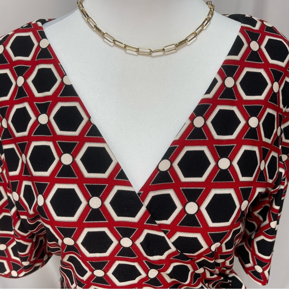 Geometric Patterned Dress - Red and Black R&K short sleeve stretchy size 10 - Picture 3 of 17
